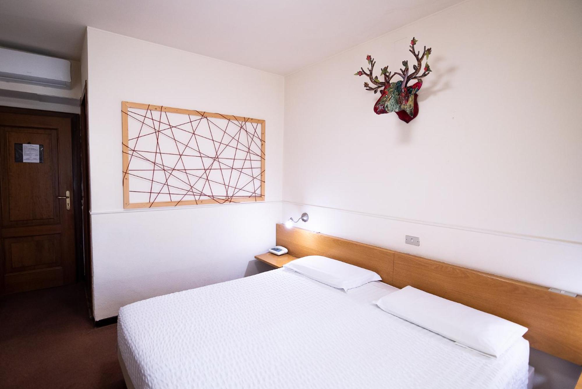 Hotel Rendez Vous Chatillon Exterior photo
