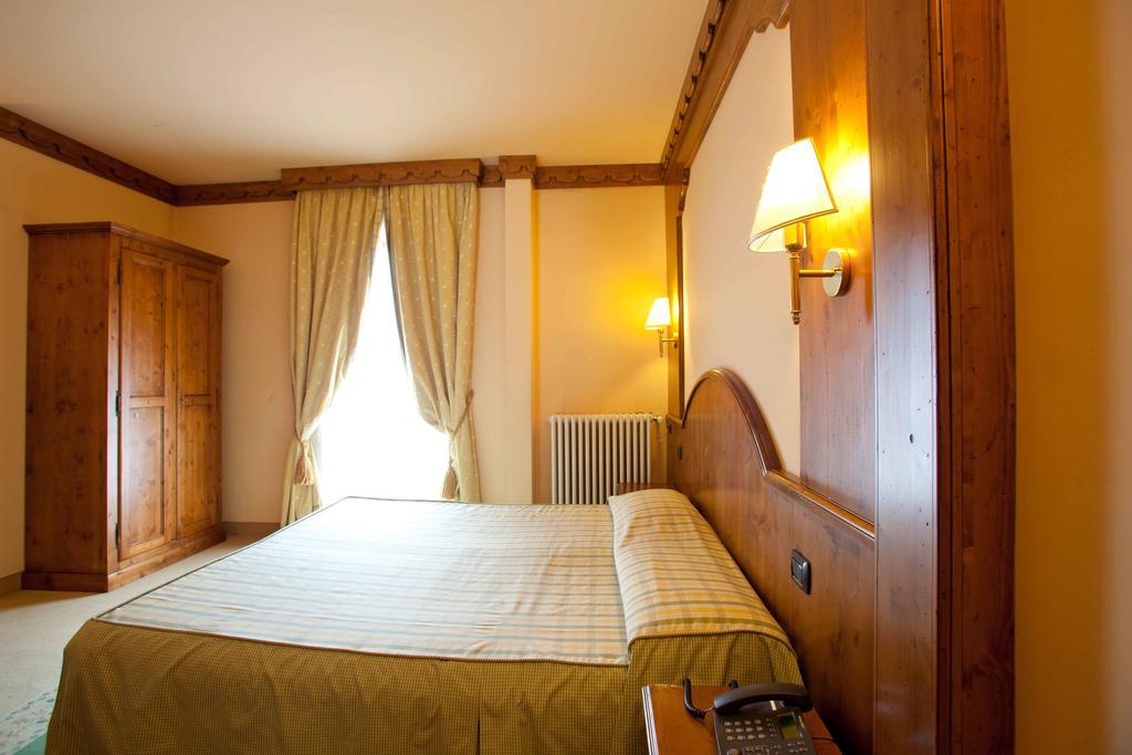 Hotel Rendez Vous Chatillon Room photo