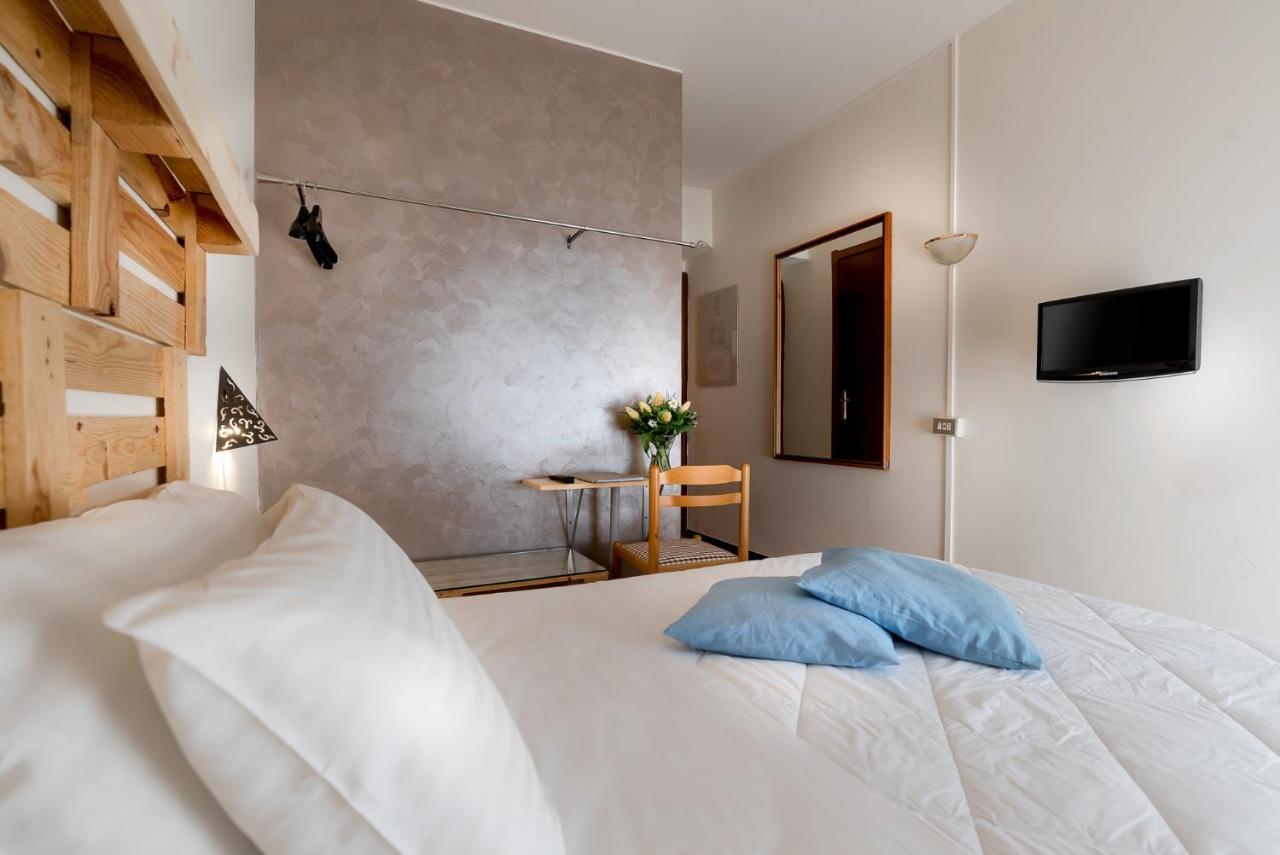 Hotel Rendez Vous Chatillon Exterior photo